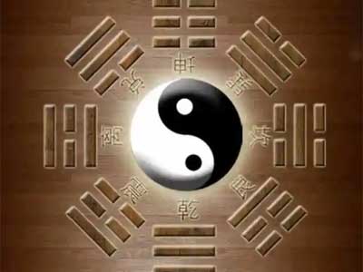 放生鲤鱼 增延福寿十二年 屈师在元屯地方 遇见渔翁捕捉一条赤色鲤鱼